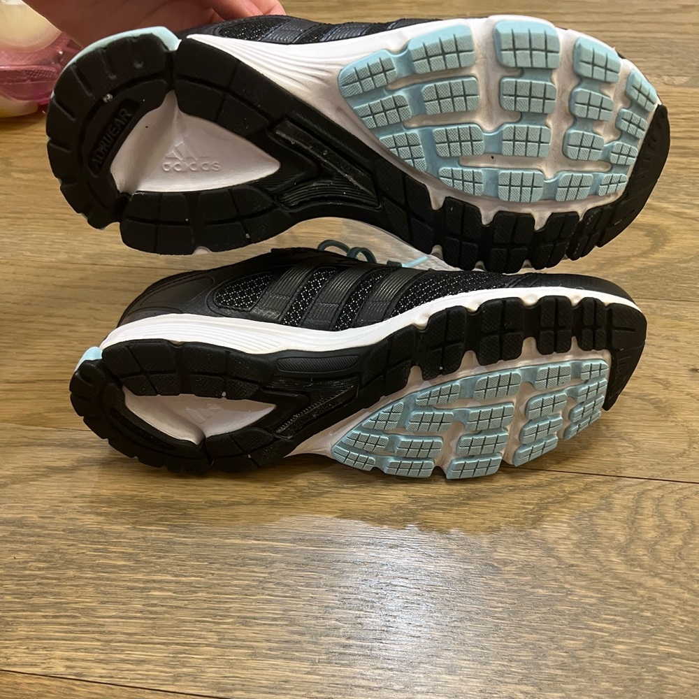 ADIDAS RUNNING SHOES - Picture 3 of 7